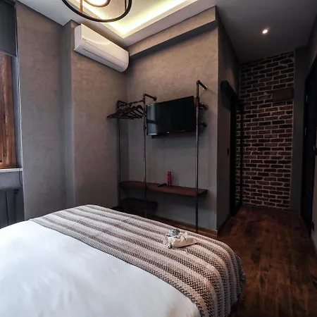 Ξενοδοχείο Blu 4*